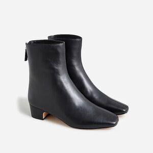 EUC J.Crew Roxie back-zip ankle boots in leather. Size 9